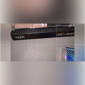 HUDA BEAUTY Legit Lashes Mascara - Intense Black